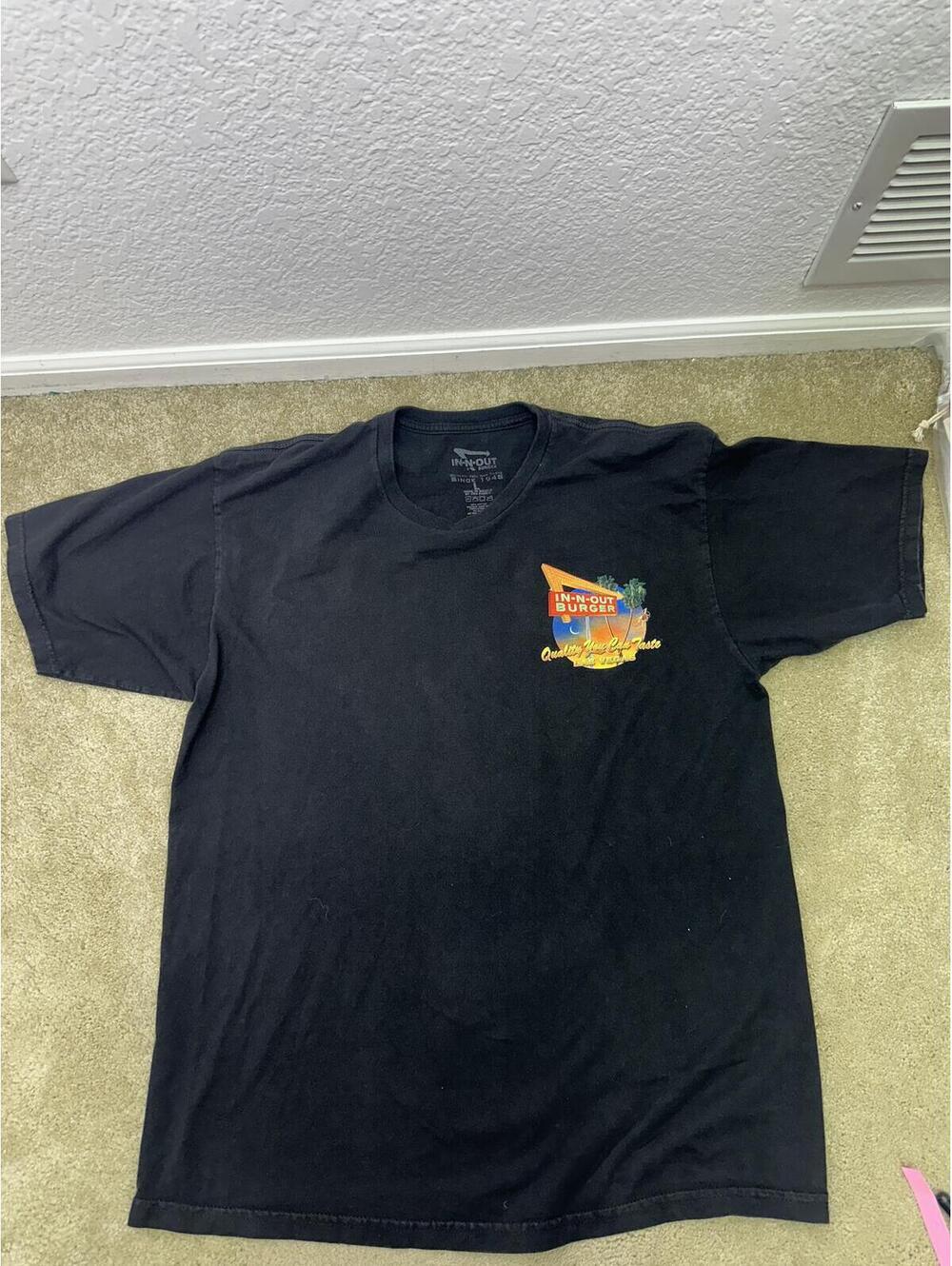 Sz L Mens Black In+Out Burger Graphic T-Shirt Race To The Place